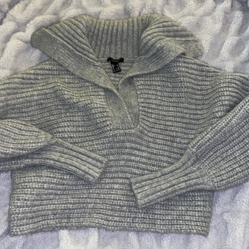 cropped gray knit sweater
